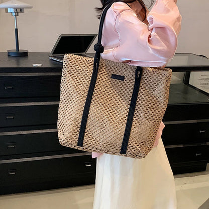 Casual Straw Bag for Beach Days