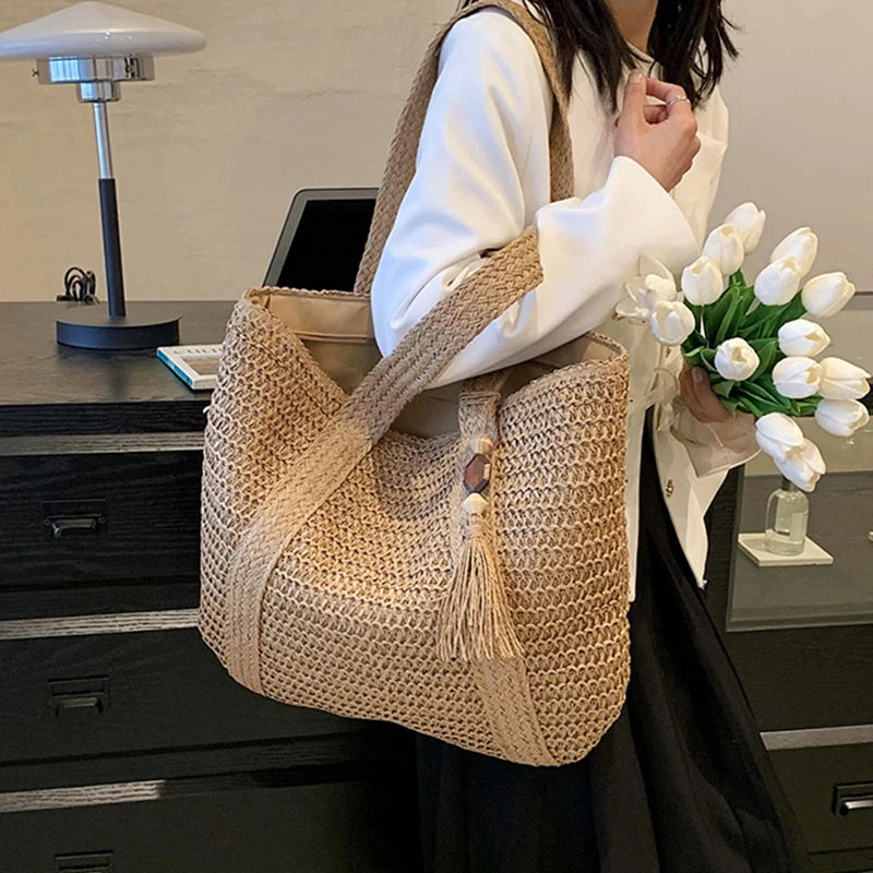 Large Capacity Tassel Straw Handbag